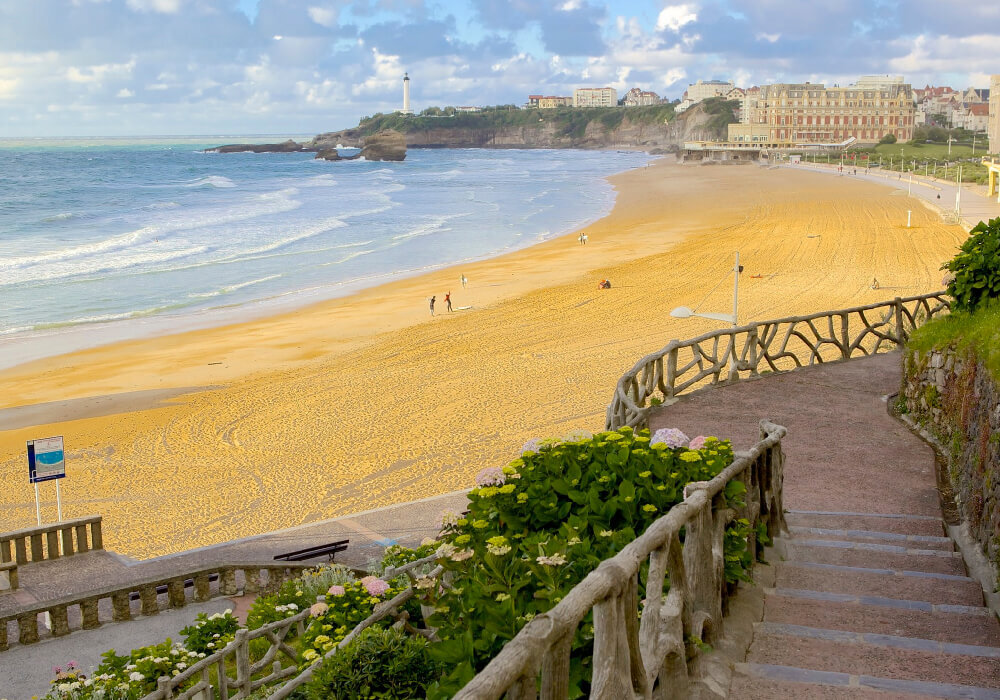 Un increíble complejo turístico y un destino idílico para el surf.