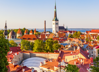 Viajes Letonia 2026: Riga y Tallín Mercados Navideños desde Málaga