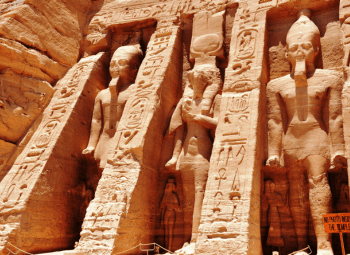 Viajes Egipto 2026: Promoción Egipto con Abu Simbel 8 Días en Fin de Año (Chárter)