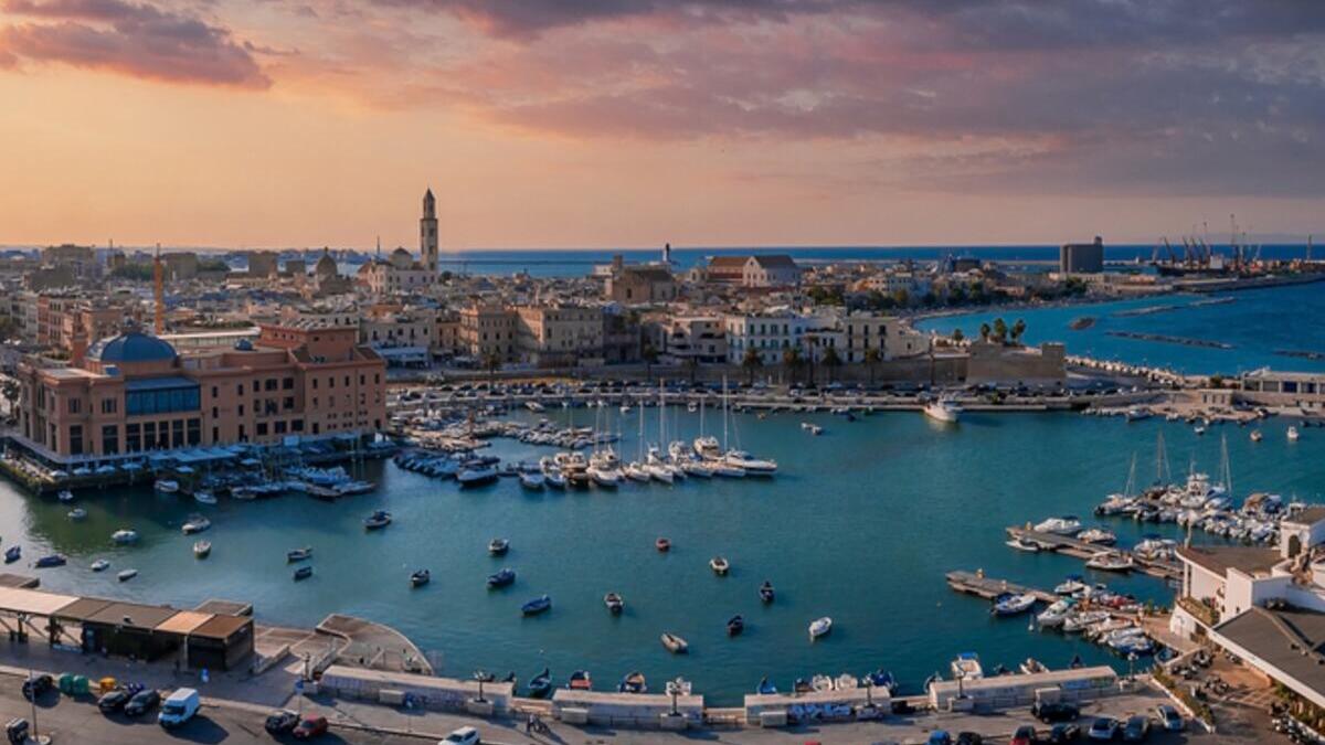 Italia: Senderos Mágicos De Puglia y Costa Amalfitana