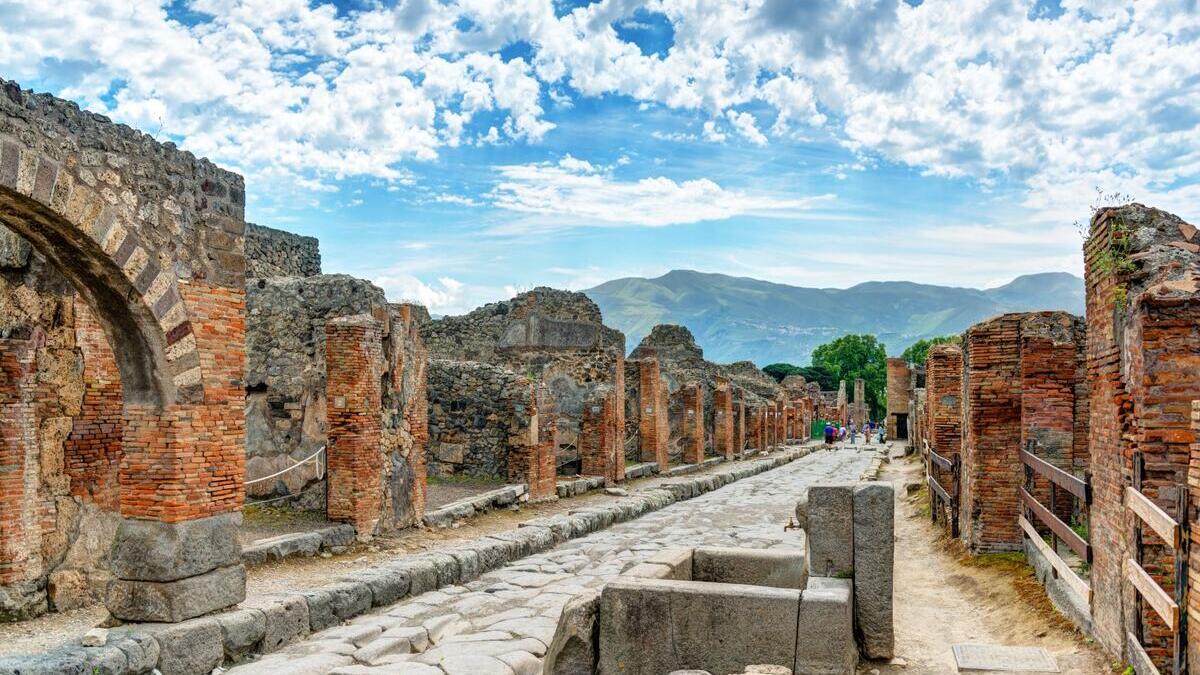 Italia: Tesoros de Nápoles y Costa Amalfitana