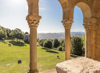 Viajes Barcelona, Santander, Santillana del Mar, Bilbao, Valencia, Oviedo, Covadonga, San Sebastián, Guernica, Montserrat, España, Comunidad Valenciana, Madrid, Andorra y Francia 2026: Viaje Madrid, Norte De España, País Vasco,  Andorra Y Barcelona Con Lourdes