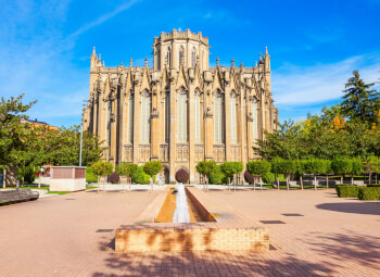 Viajes Barcelona, Sevilla, Granada, Bilbao, Zaragoza, Burgos, Málaga, Valencia, Vitoria, Ronda, Nerja, Córdoba, Andalucía, Castilla La Mancha, Comunidad Valenciana, La Rioja y Madrid 2026: Viaje Rumbo Norte, Levante y Andalucía con Mad