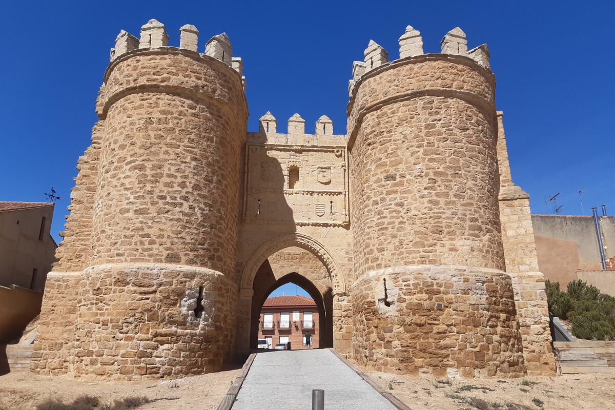 León