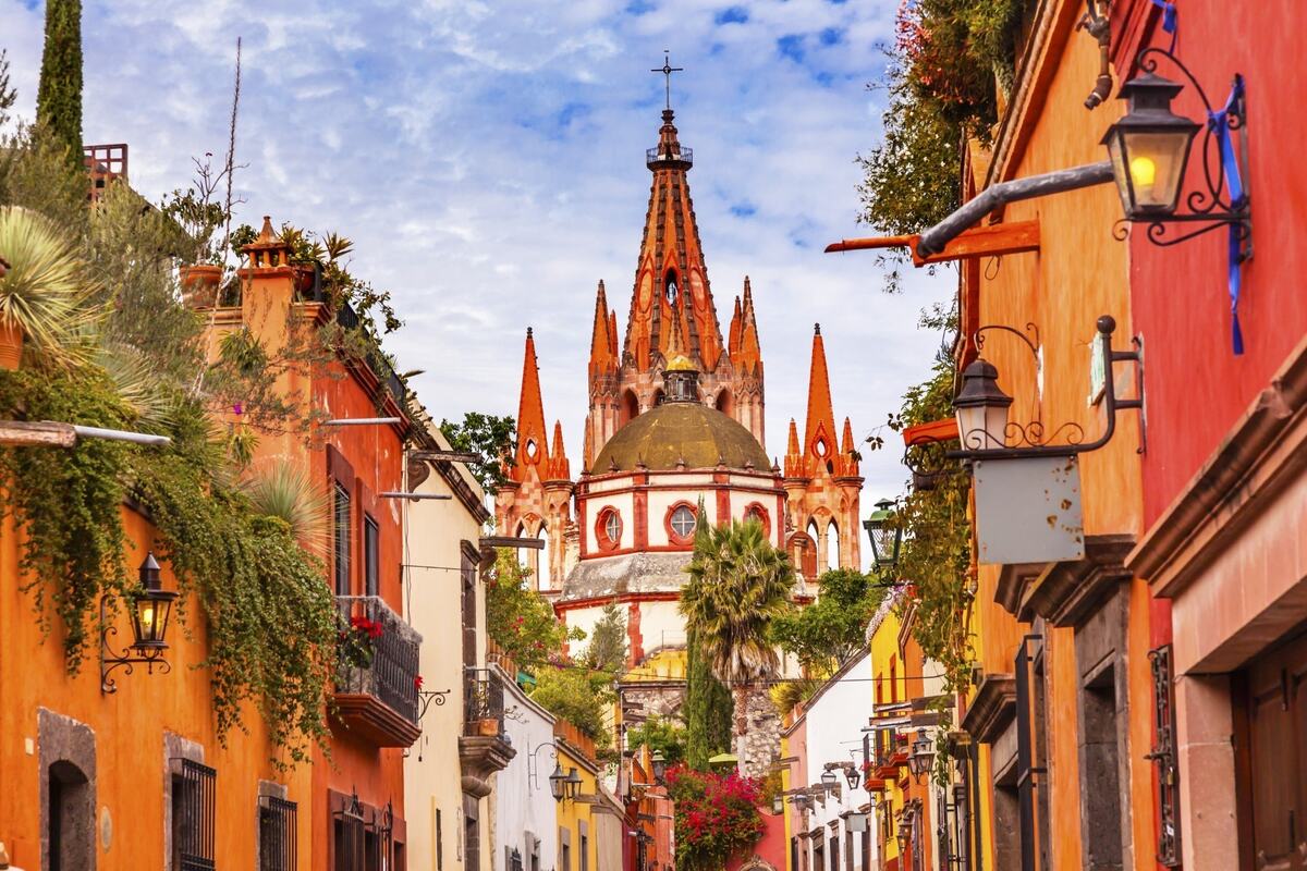 Por los Caminos de México