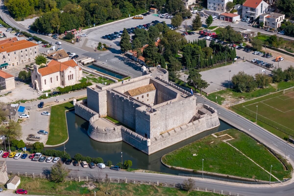 Ston