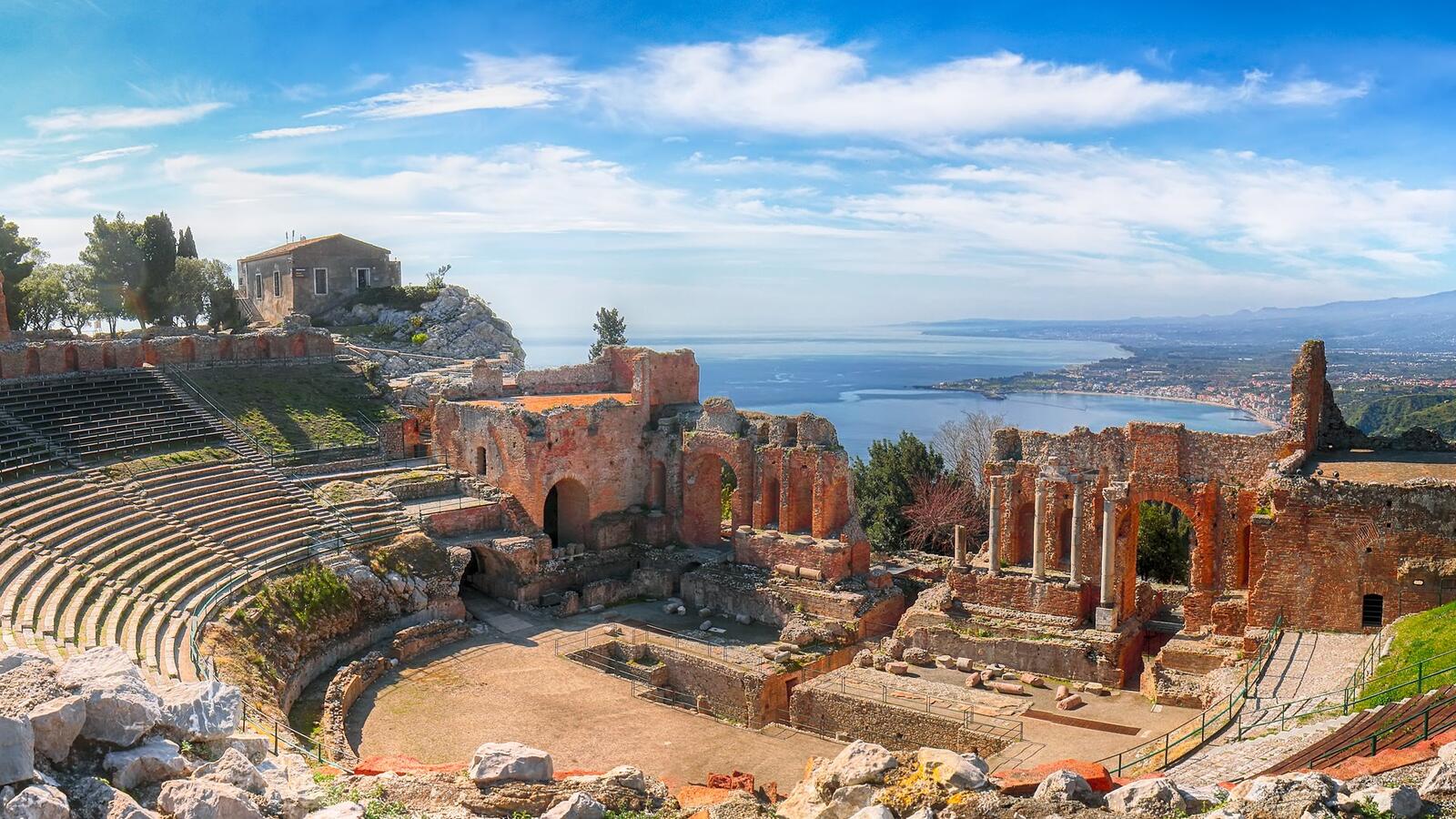 Circuitos por Taormina