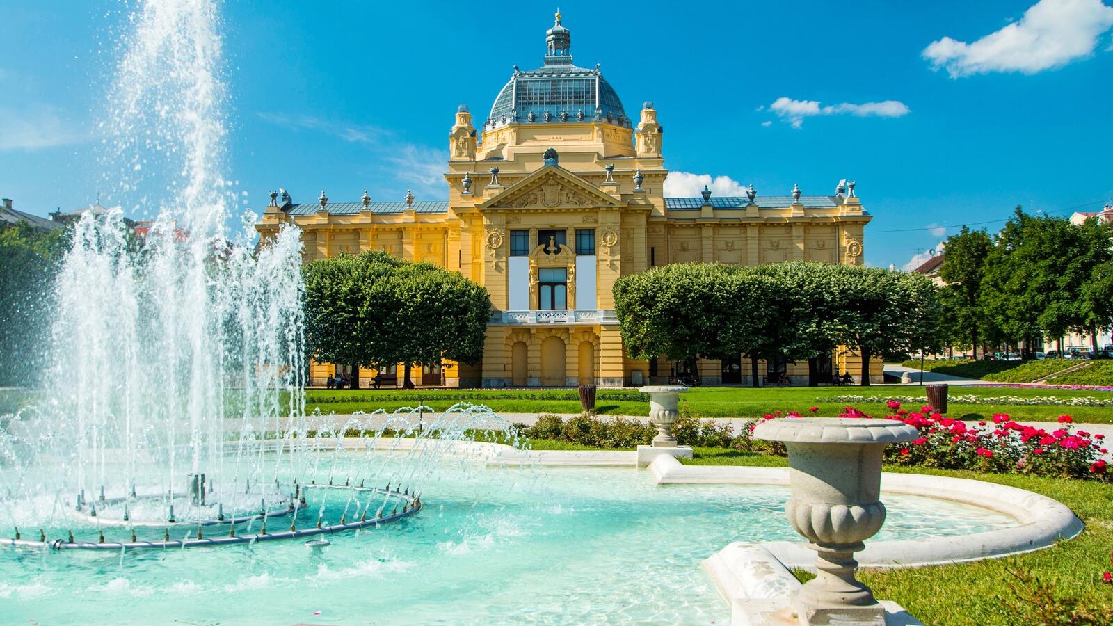 Croacia Esencial: Zagreb, Plitvice y Dubrovnik, Tesoros del Adriático