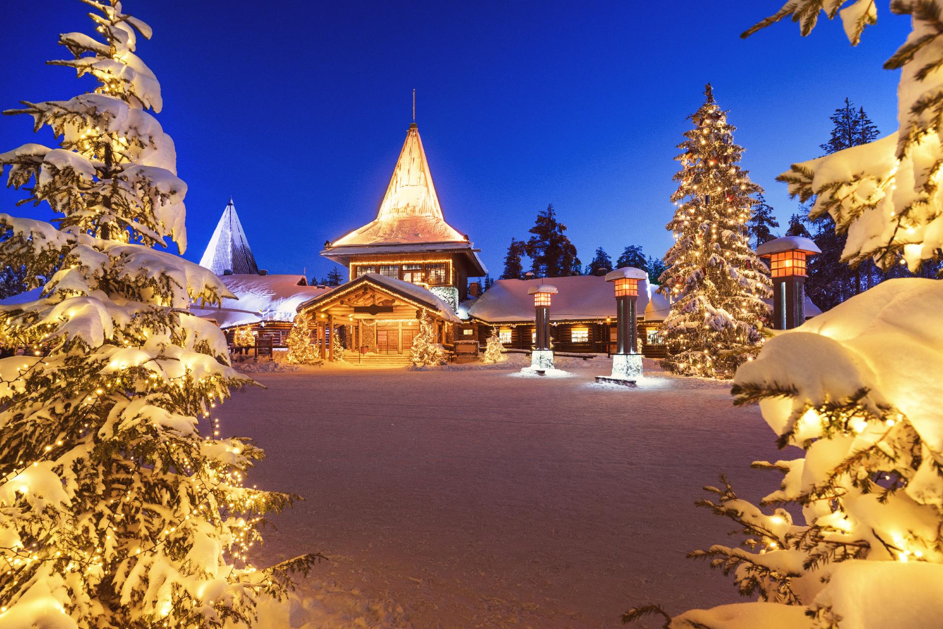 Magia y Tradición en Santa Claus Holiday Village