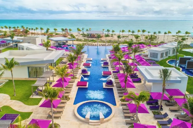 Planet Hollywood Adult Scene Cancun by Royalton